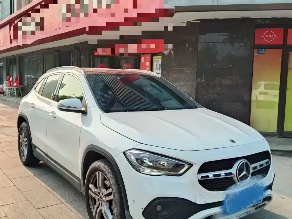 Mercedes-Benz GLA — фото 5