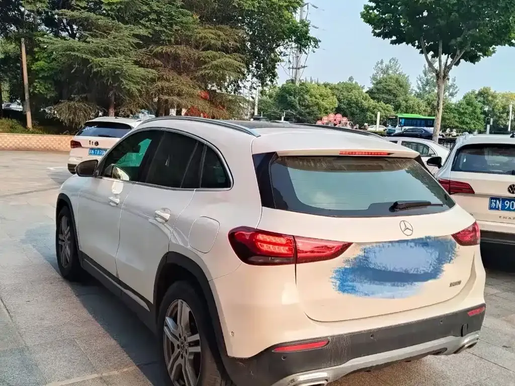 Mercedes-Benz GLA — фото 6