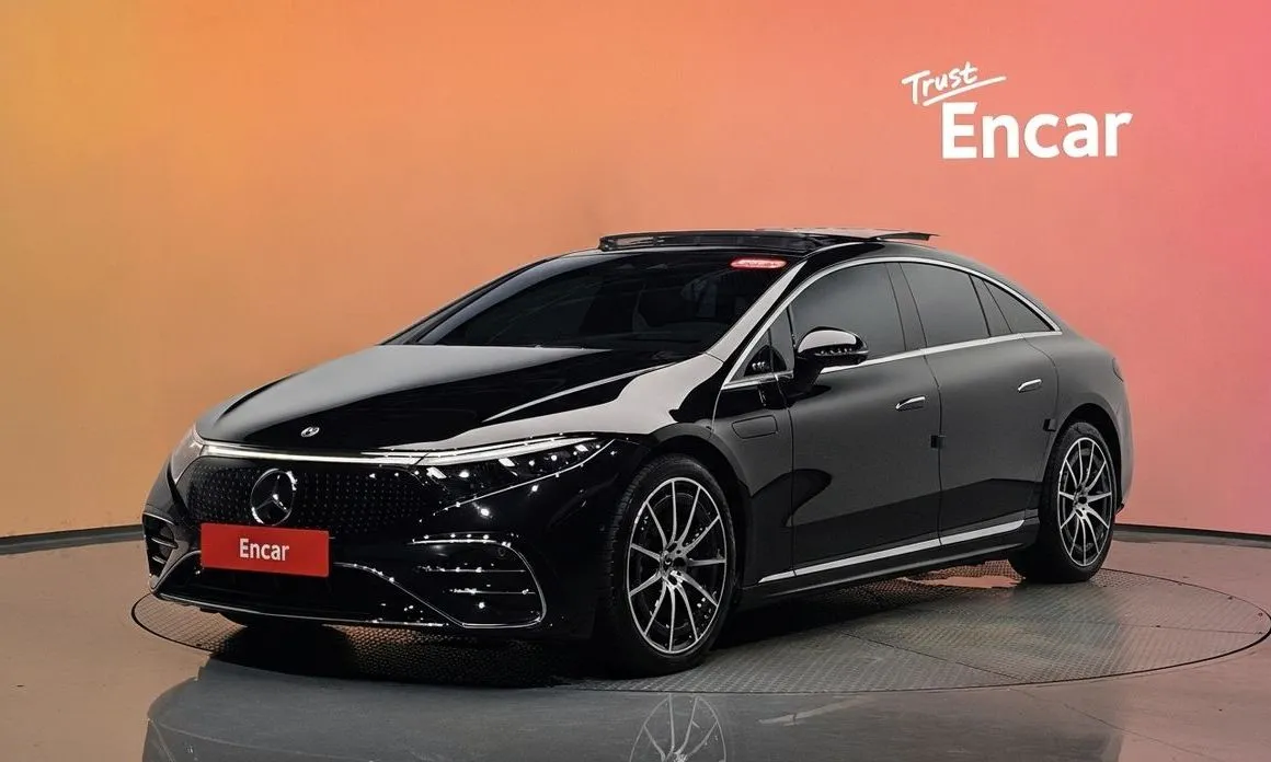 Mercedes-Benz EQS — фото 1