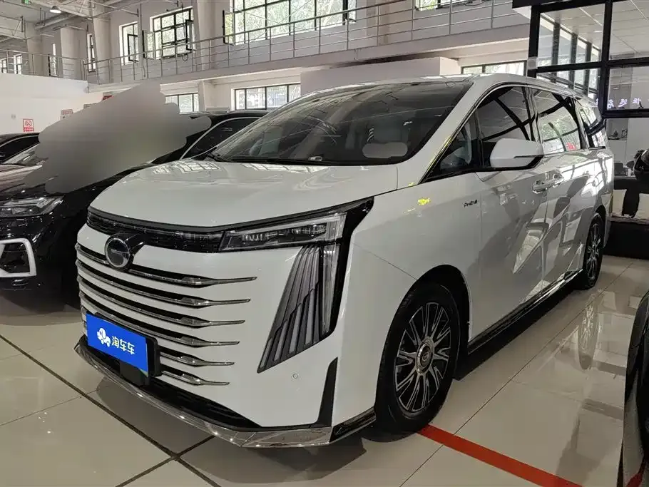 GAC Motor Trumpchi E9 — фото 1