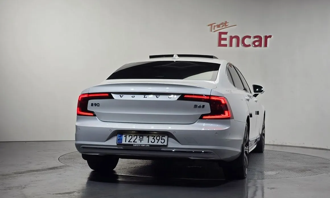 Volvo S90 — фото 4