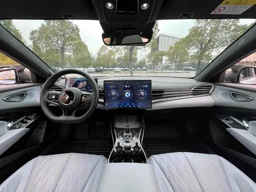 BYD Seal — фото 6