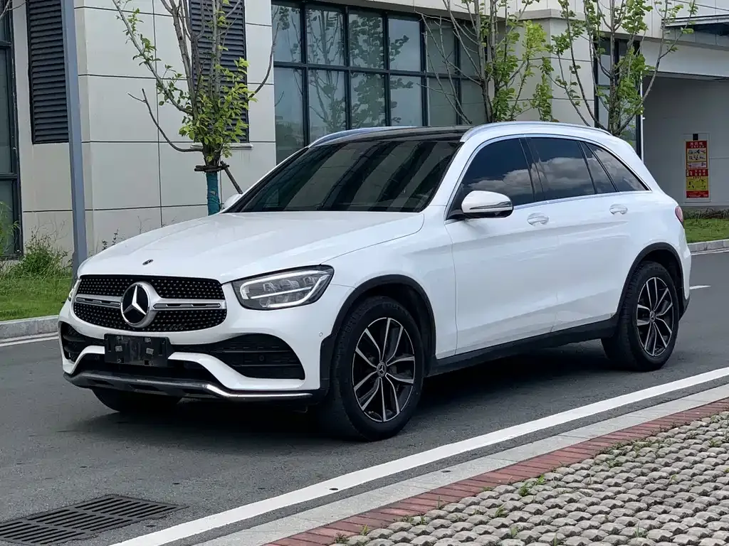 Mercedes-Benz GLC — фото 1