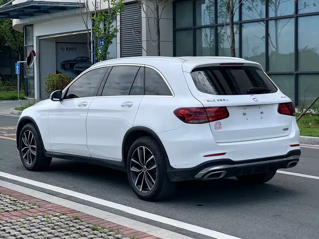 Mercedes-Benz GLC — фото 3