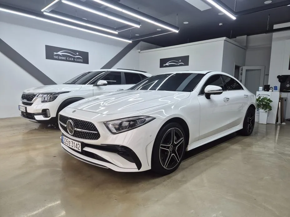 Mercedes-Benz CLS-Class — фото 1