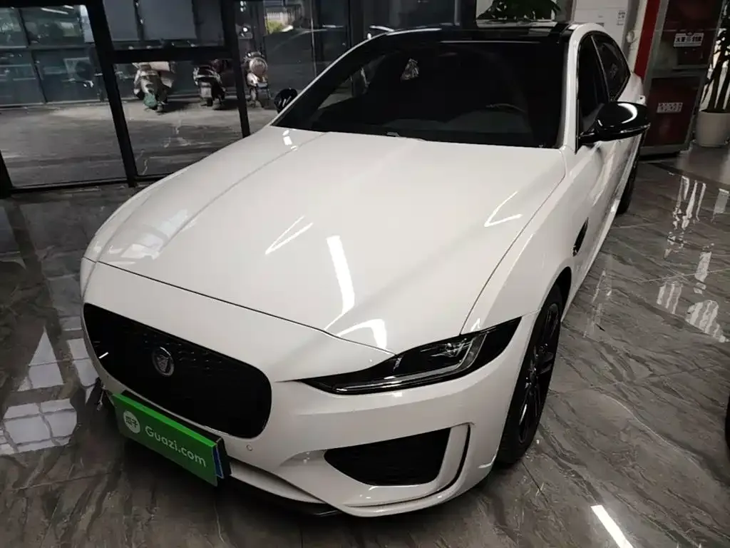 Jaguar XEL — фото 1