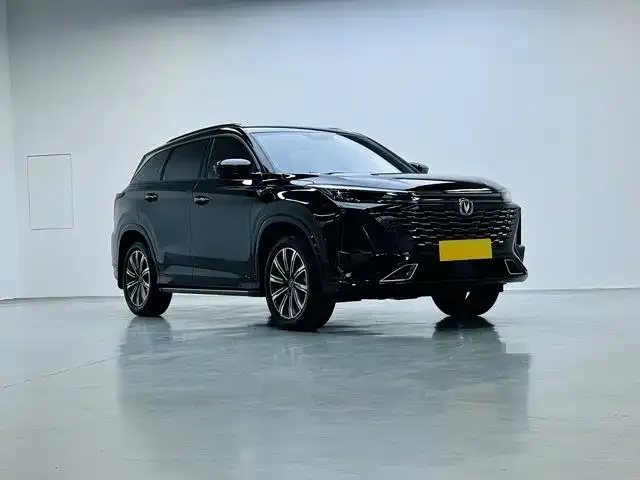 Changan CS75PLUS — фото 3