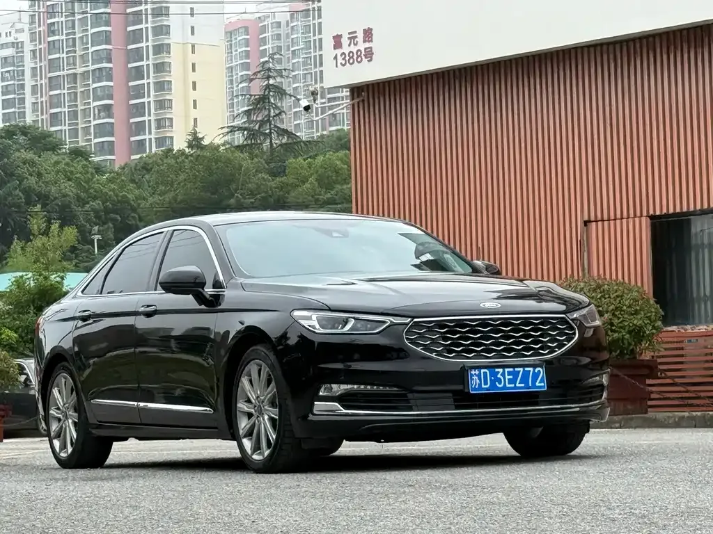 Ford Taurus — фото 10