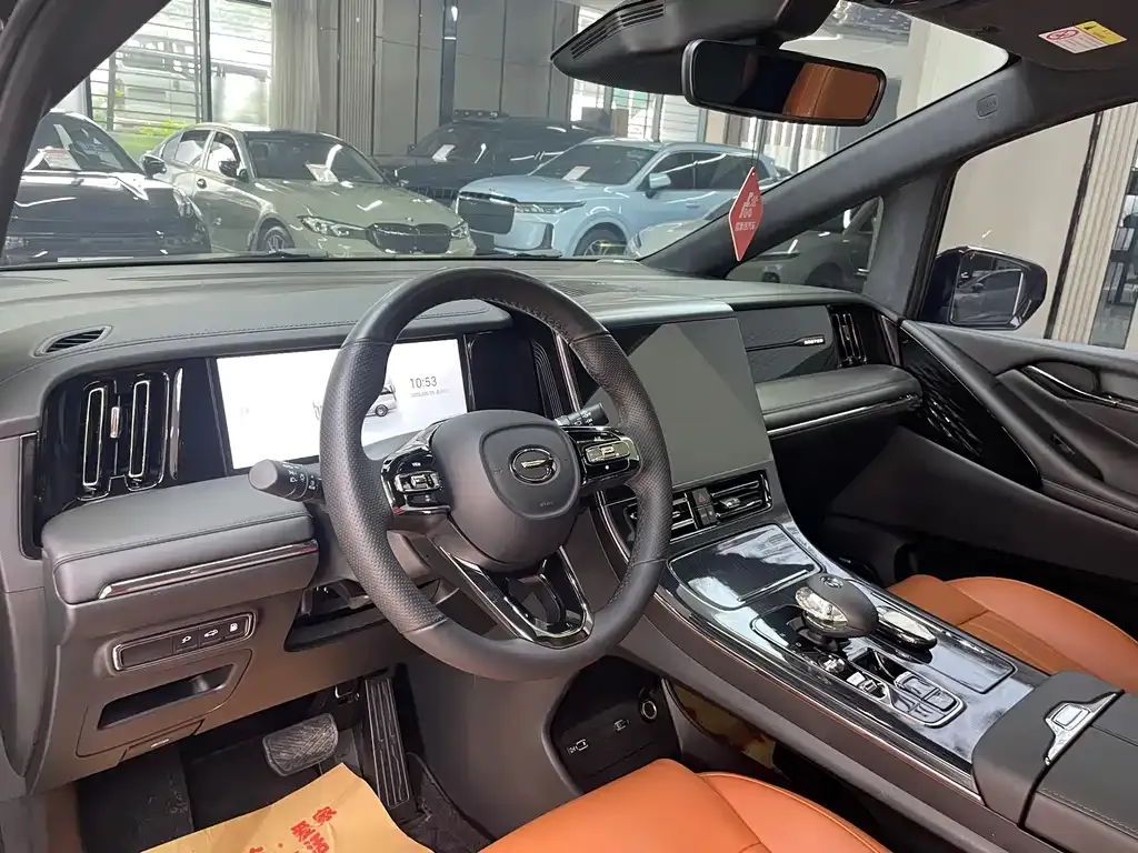 GAC Motor Trumpchi E9 — фото 3