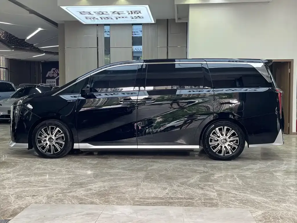 GAC Motor Trumpchi E9 — фото 2