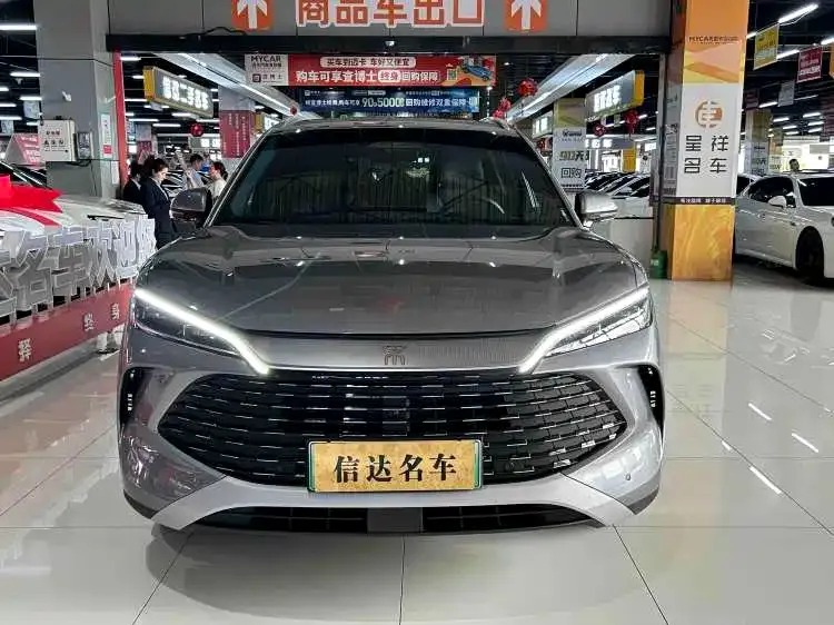 BYD L DM-i — фото 9