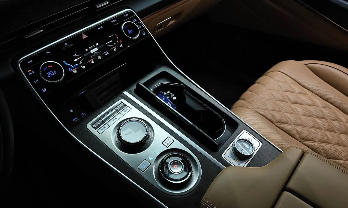 Genesis GV80 — фото 4