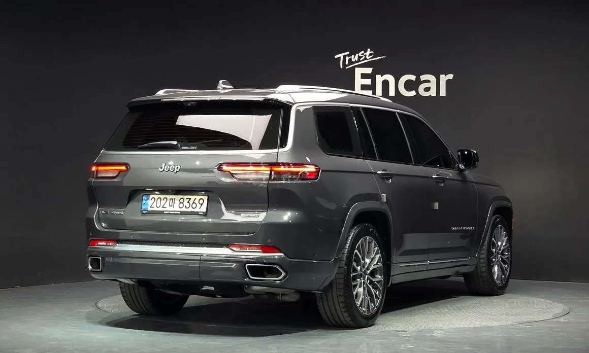 Jeep Cherokee — фото 2