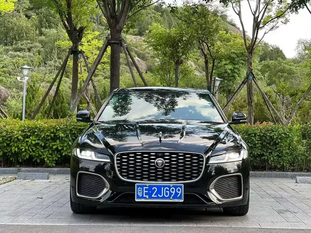 Jaguar XFL — фото 7