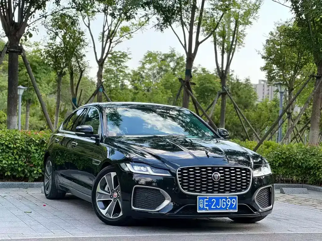 Jaguar XFL — фото 9