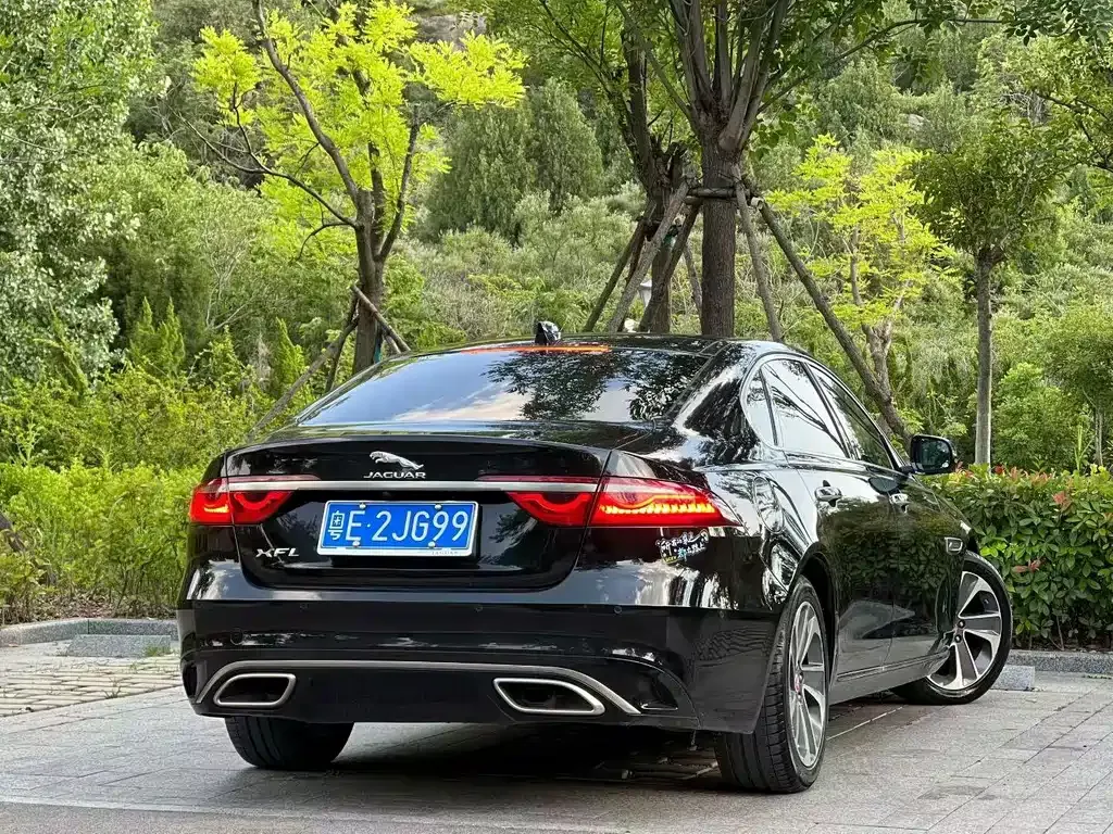 Jaguar XFL — фото 4