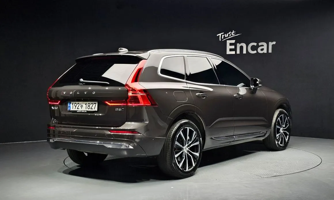 Volvo XC60 — фото 2