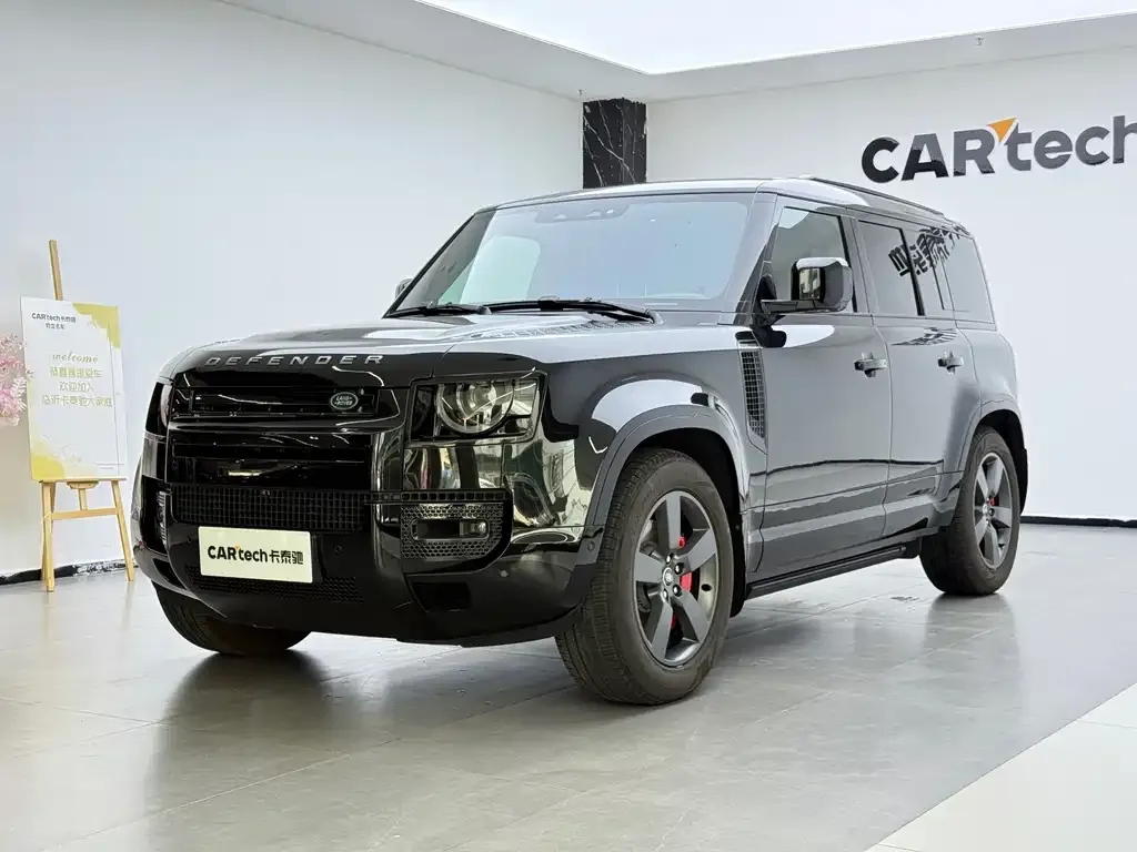 Land Rover Defender — фото 1