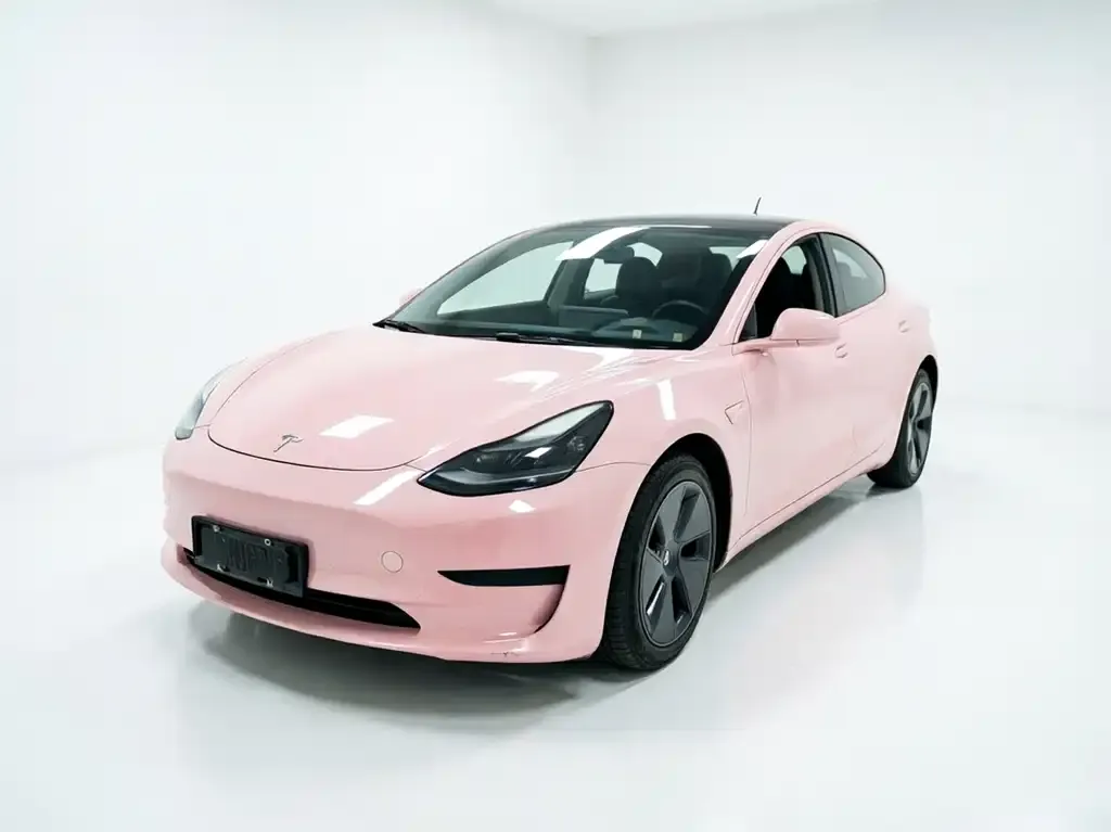Tesla Model 3 — фото 1