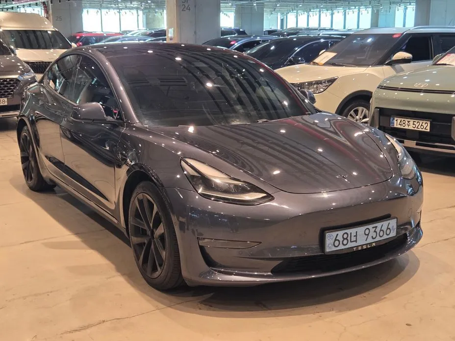 Tesla Model 3 — фото 4