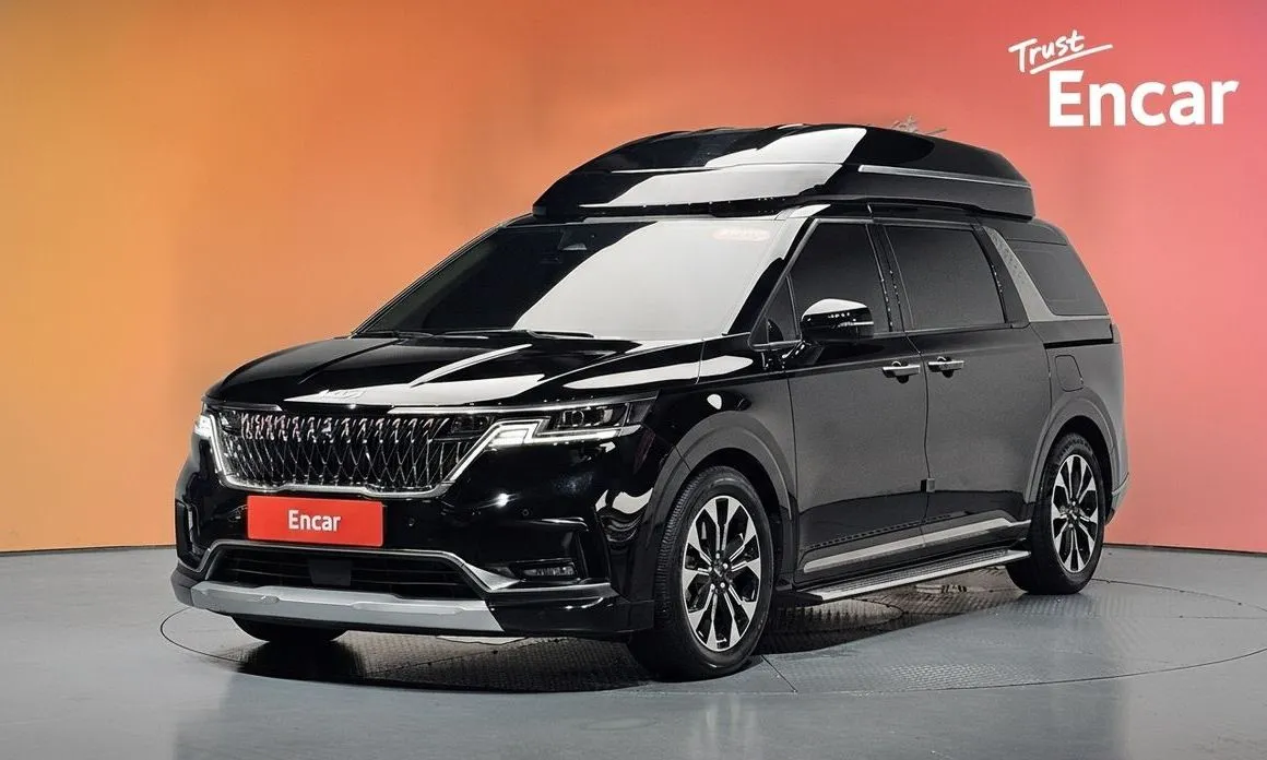Kia Carnival — фото 1