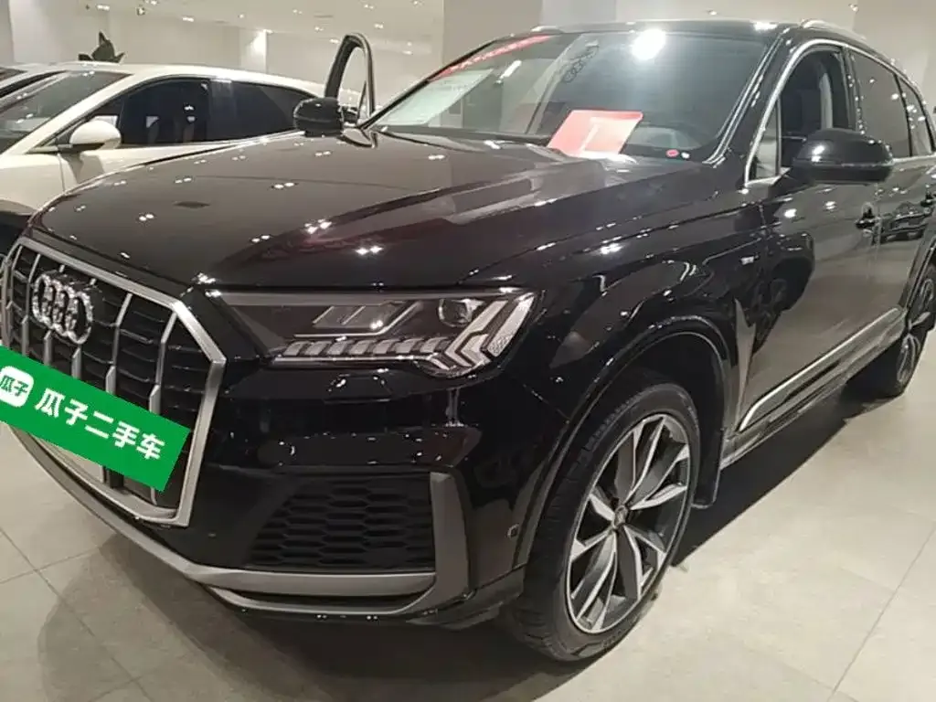 Audi Q7 — фото 7
