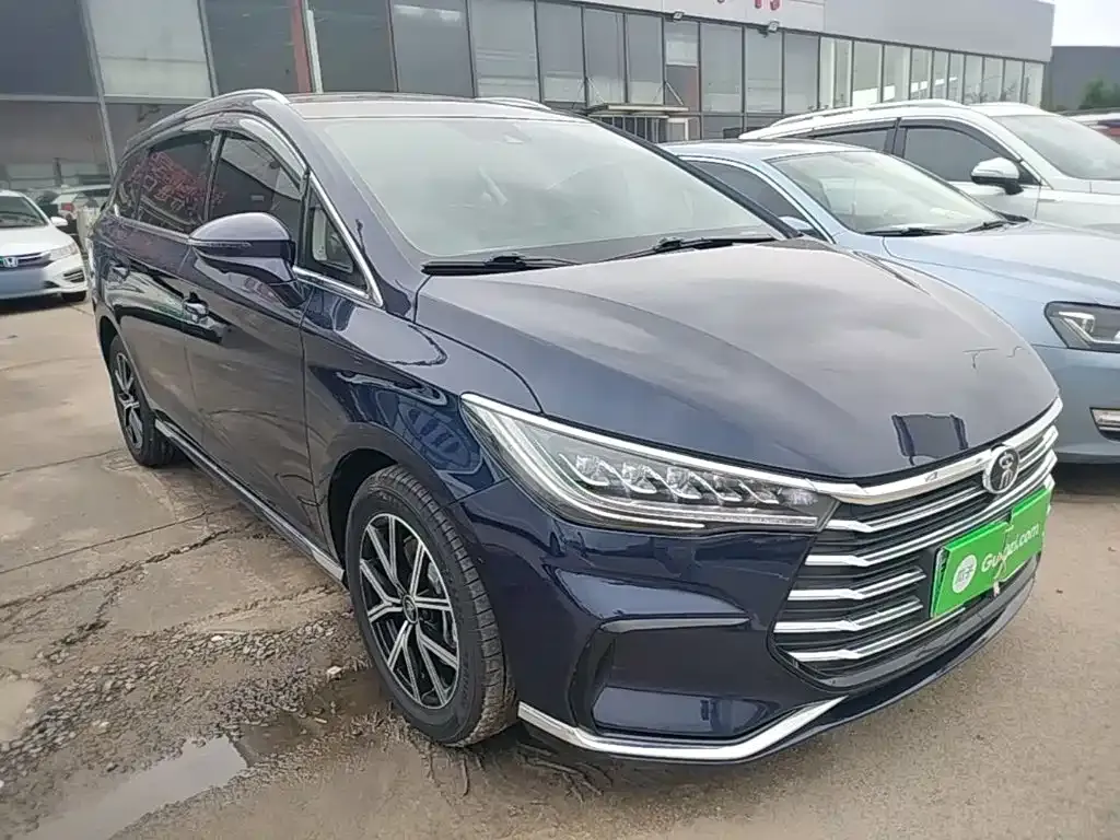 BYD MAX New Energy — фото 5