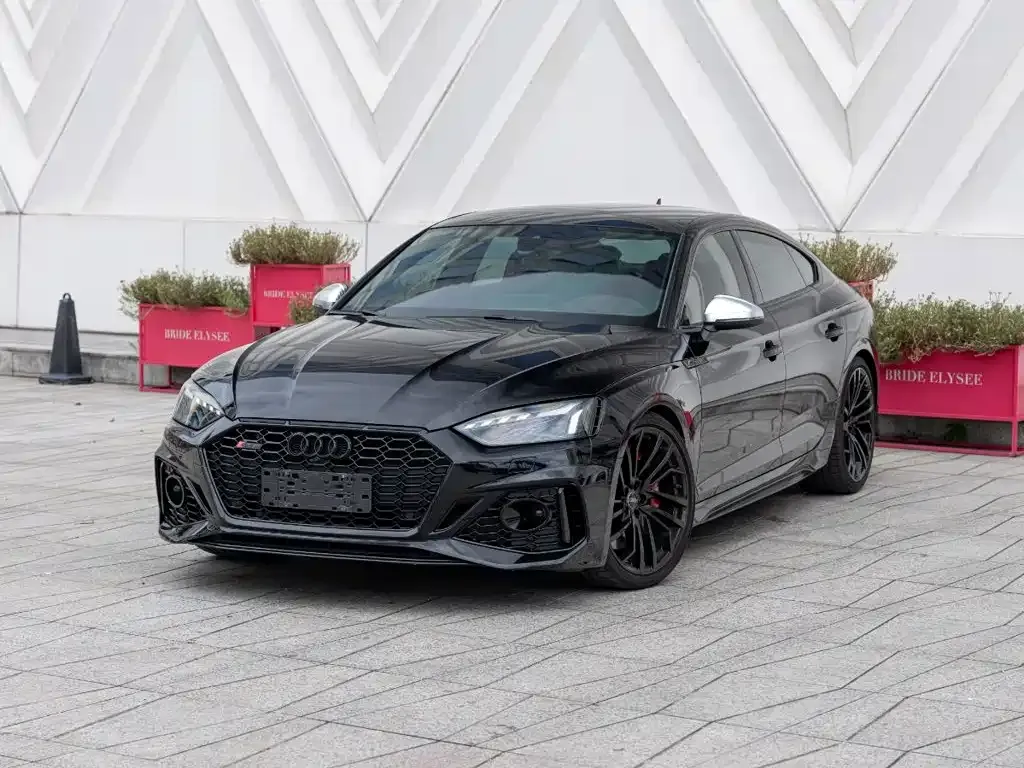 Audi RS 5 — фото 1