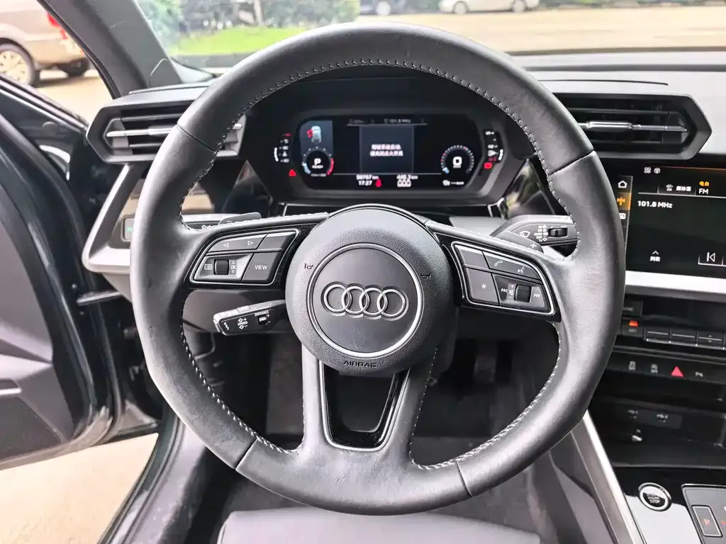 Audi A3 — фото 9
