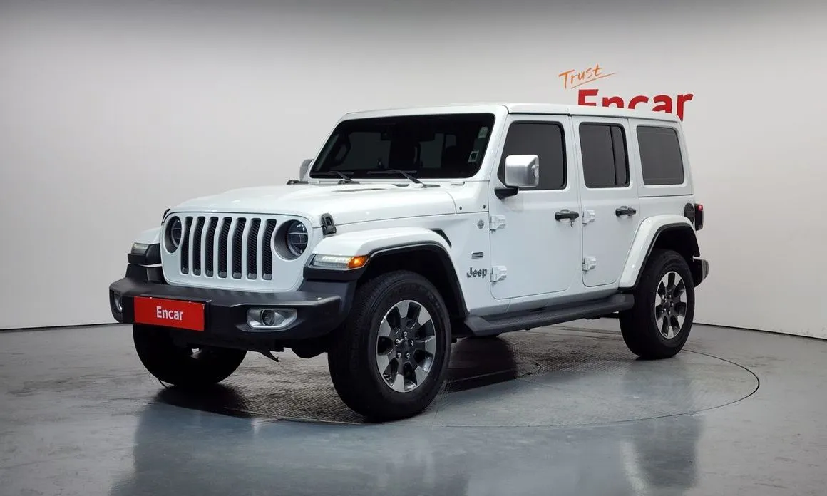 Jeep Wrangler — фото 1