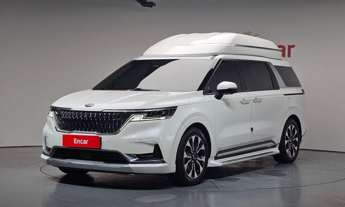 Kia Carnival — фото 1