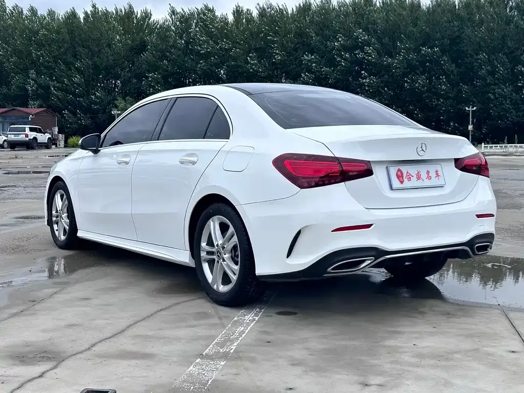 Mercedes-Benz A-Class — фото 8