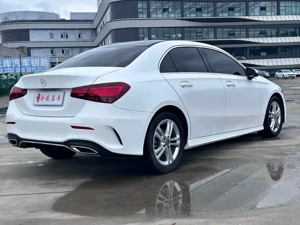 Mercedes-Benz A-Class — фото 6