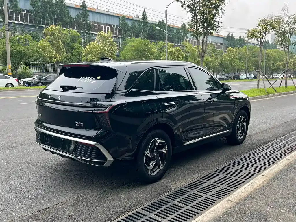 Hongqi HS3 — фото 4