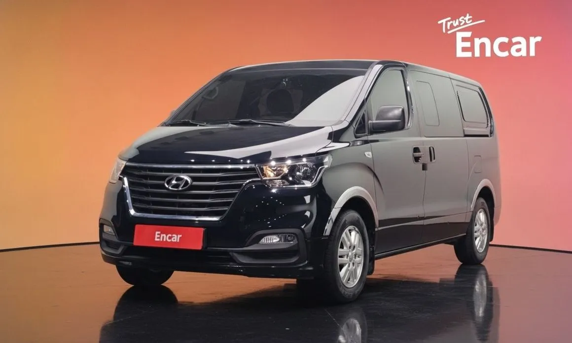 Hyundai Starex — фото 1
