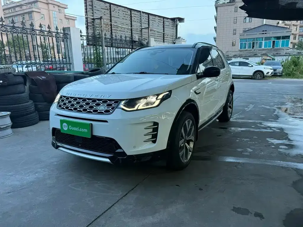 Land Rover Discovery Sport — фото 1