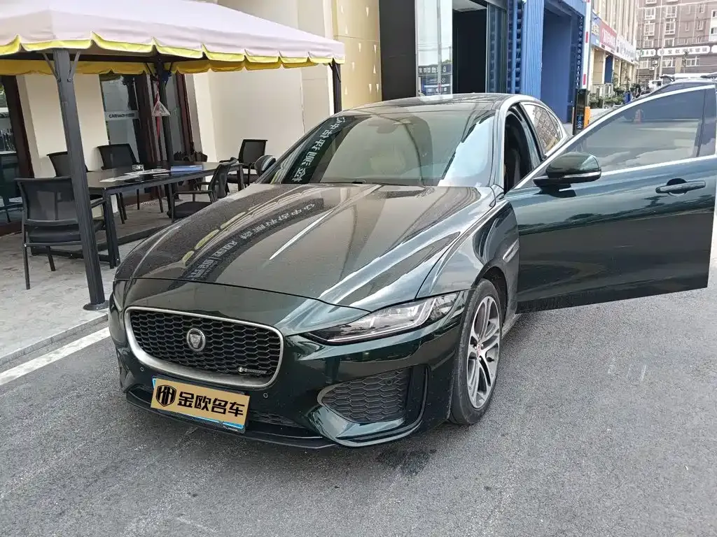 Jaguar XEL — фото 1