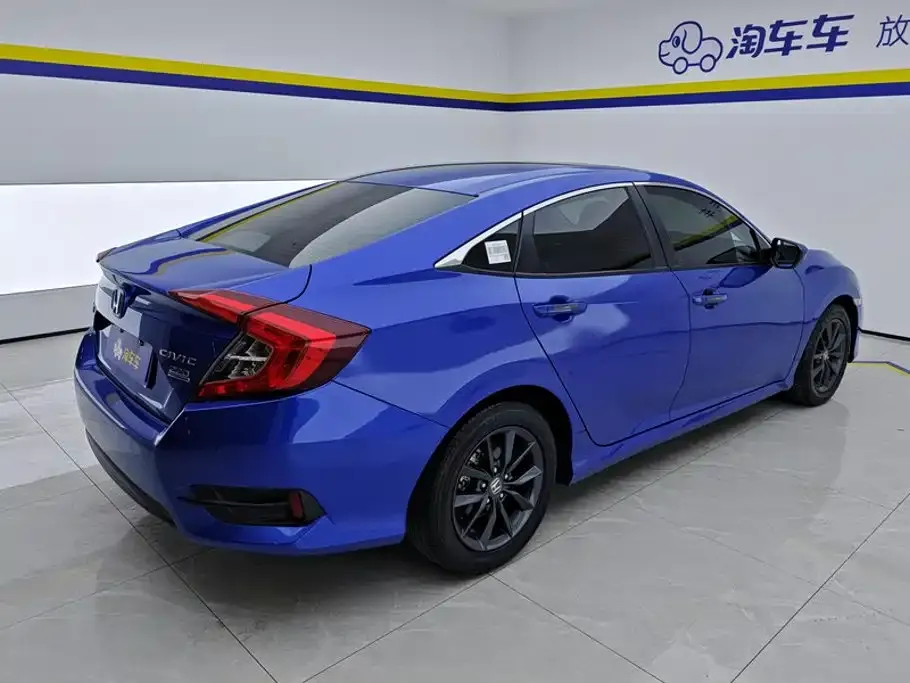 Honda Civic — фото 6