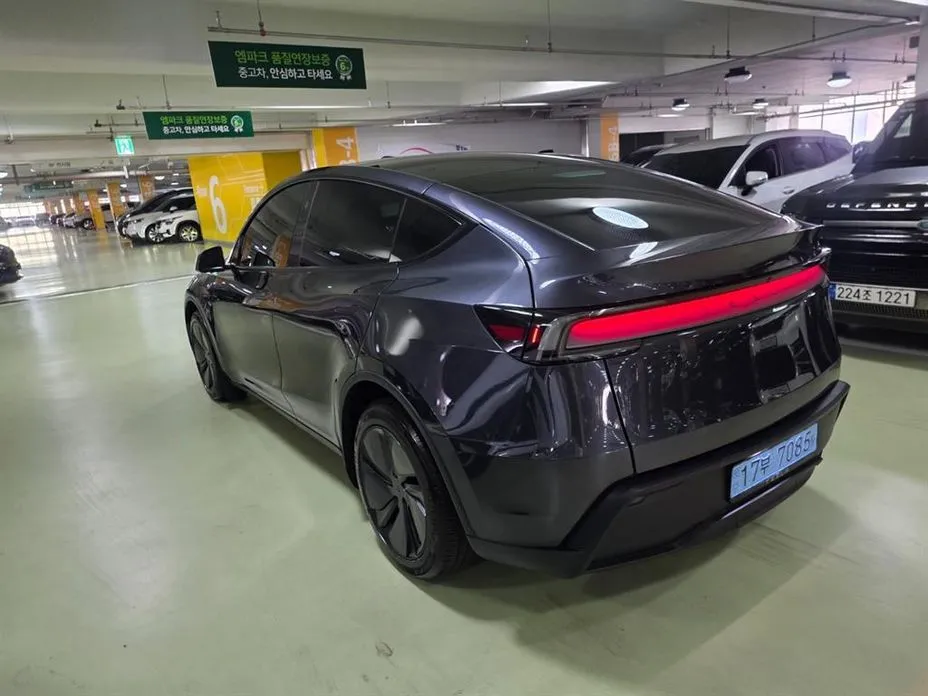 Tesla Model Y — фото 3