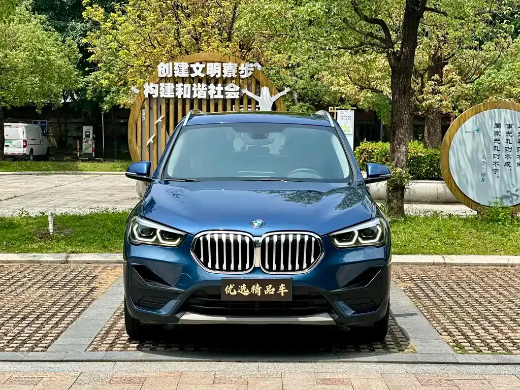 BMW X1 — фото 5