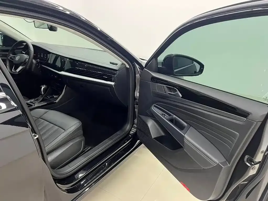 Volkswagen Passat — фото 8