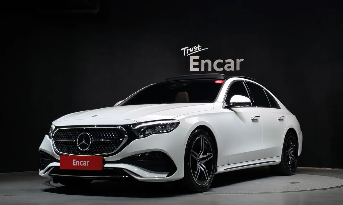 Mercedes-Benz E-Class — фото 1