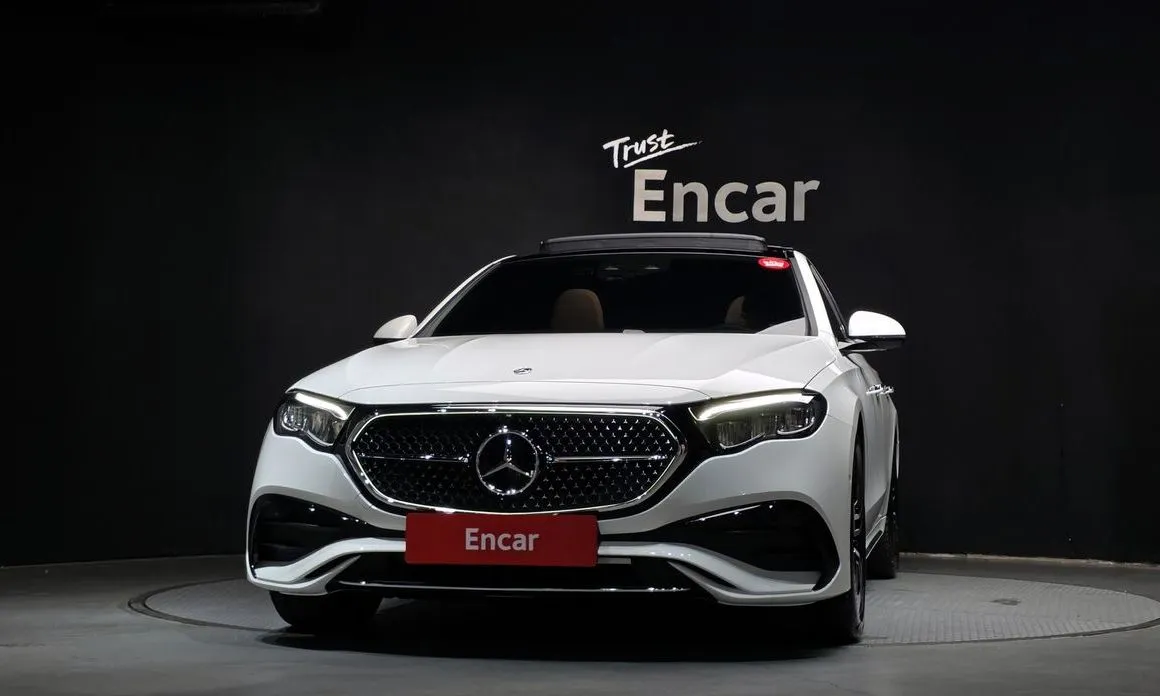 Mercedes-Benz E-Class — фото 2