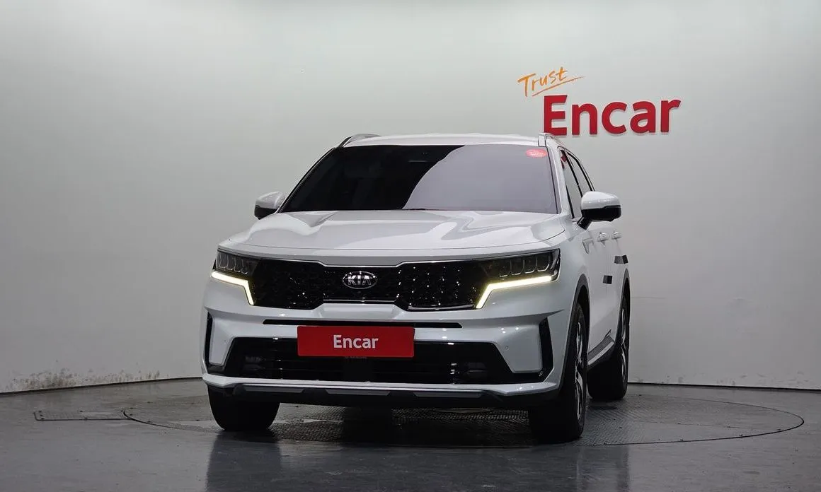 Kia Sorento — фото 8