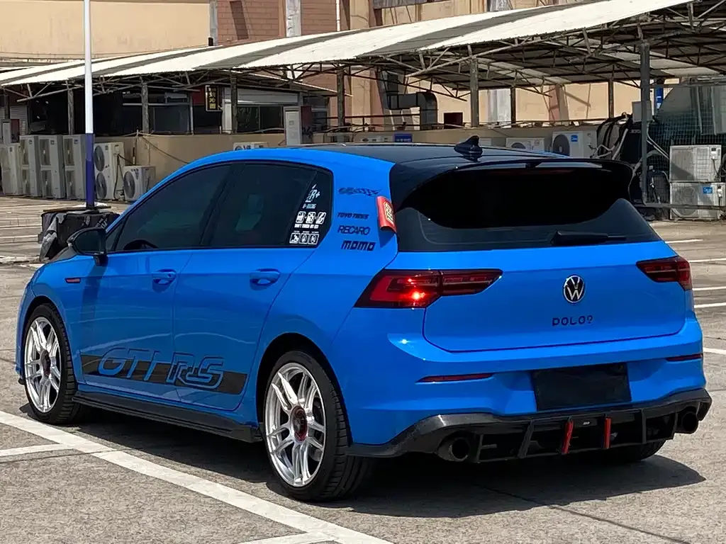 Volkswagen Golf GTI — фото 4