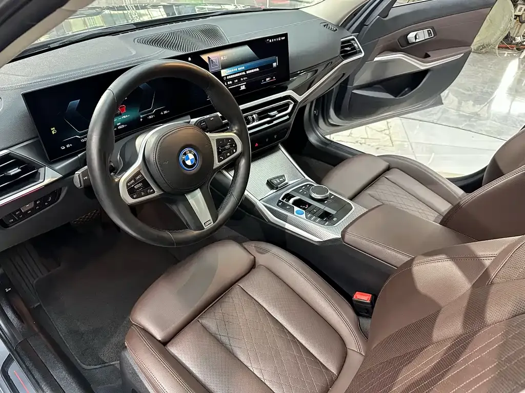 BMW i3 — фото 3