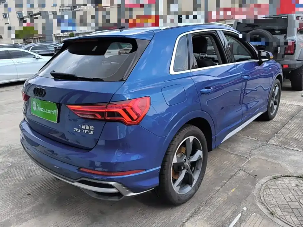 Audi Q3 — фото 5