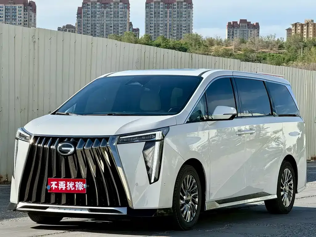 GAC Motor Trumpchi M8 — фото 1