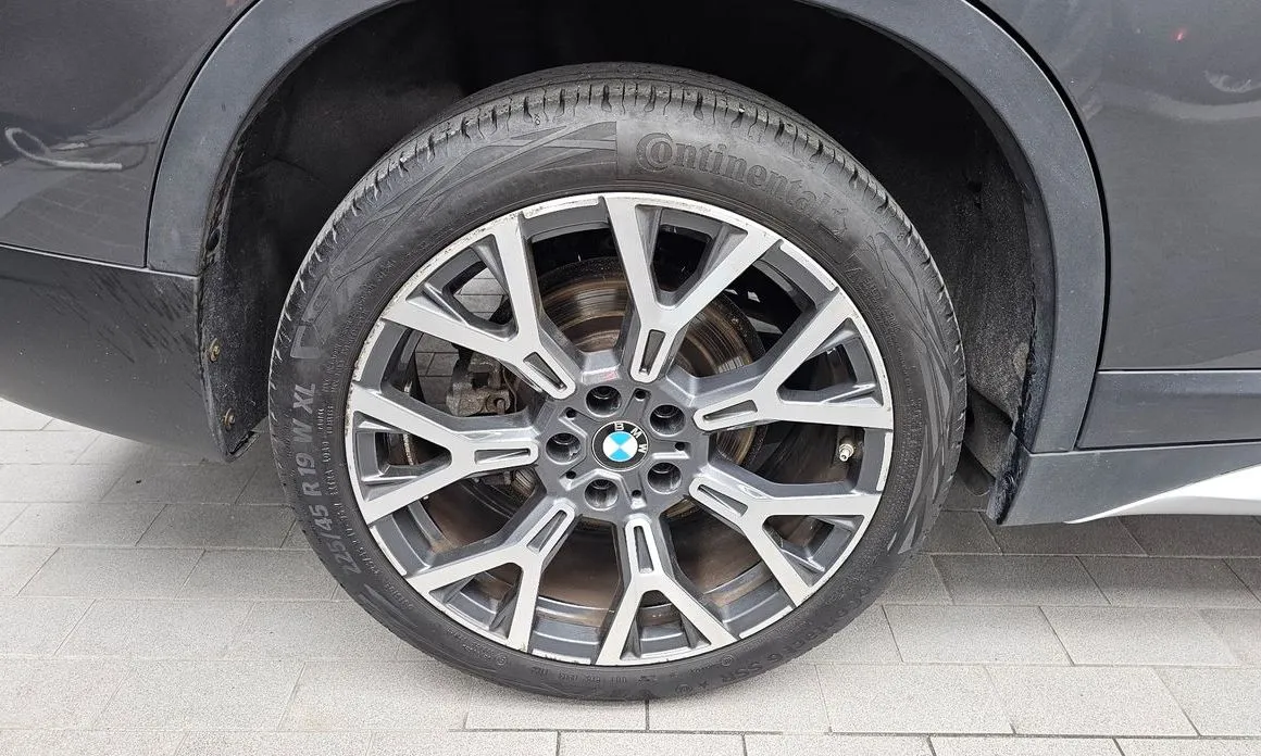 BMW X1 — фото 10