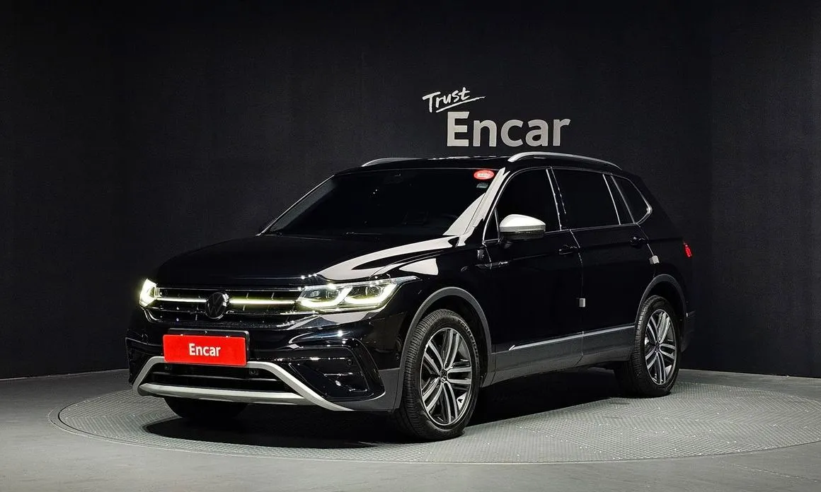 Volkswagen Tiguan — фото 1